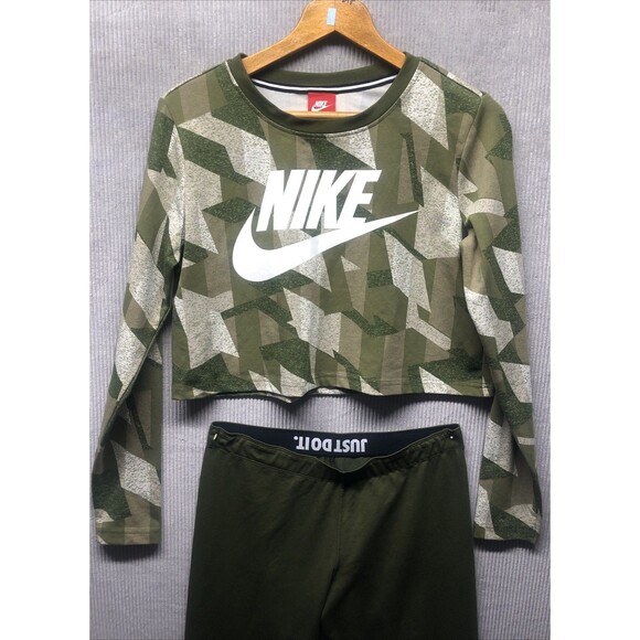 Nike Pants - Nike Women’s Athletic Set Size Large Green Camo Houndstooth Crop Top Leggings